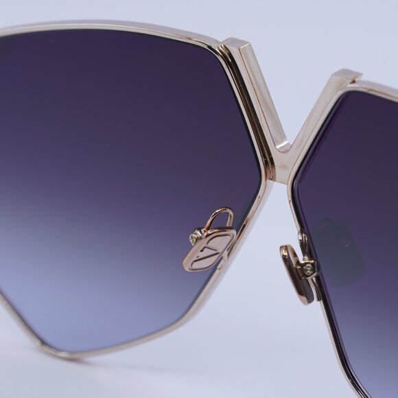 🕶️ New Valentino V-HEXAGON VLS-115A Sunglasses - Gold Frame, Grey Lenses - Picture 5 of 11